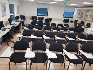 כסאות להדרכה | כיתת הדרכה | א. חי גרף ריהוט מוסדי / משרדי איכותי